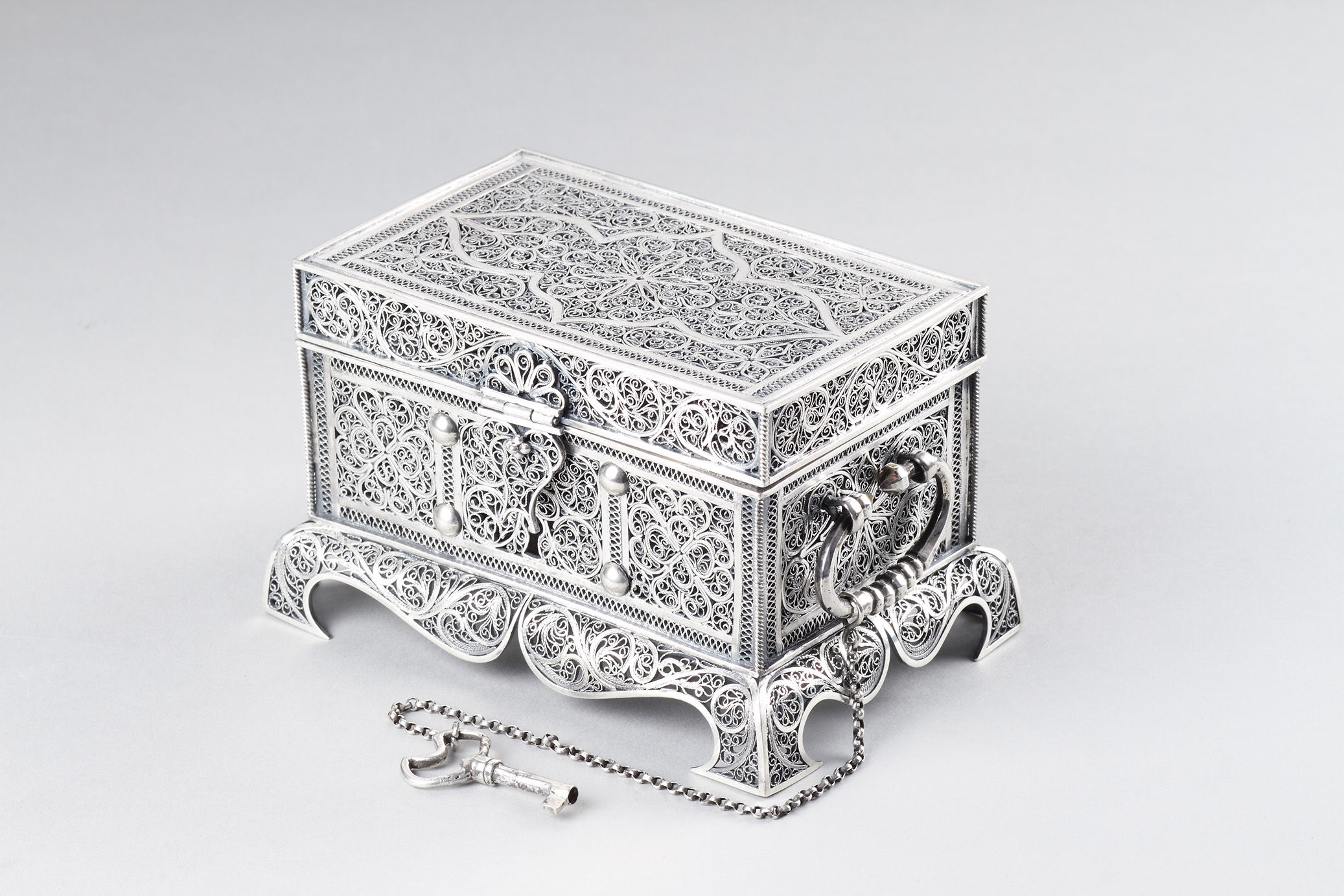 Indo-Portuguese Silver Filigree Rectangular Flat Topped Casket